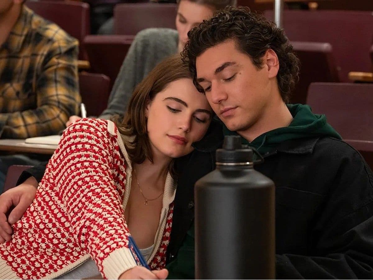 Article: Amazon drops trailer for Vancouver-shot college drama Off Campus Amazon drops trailer for Vancouver-shot college drama Off Campus - Related article about Deadline
